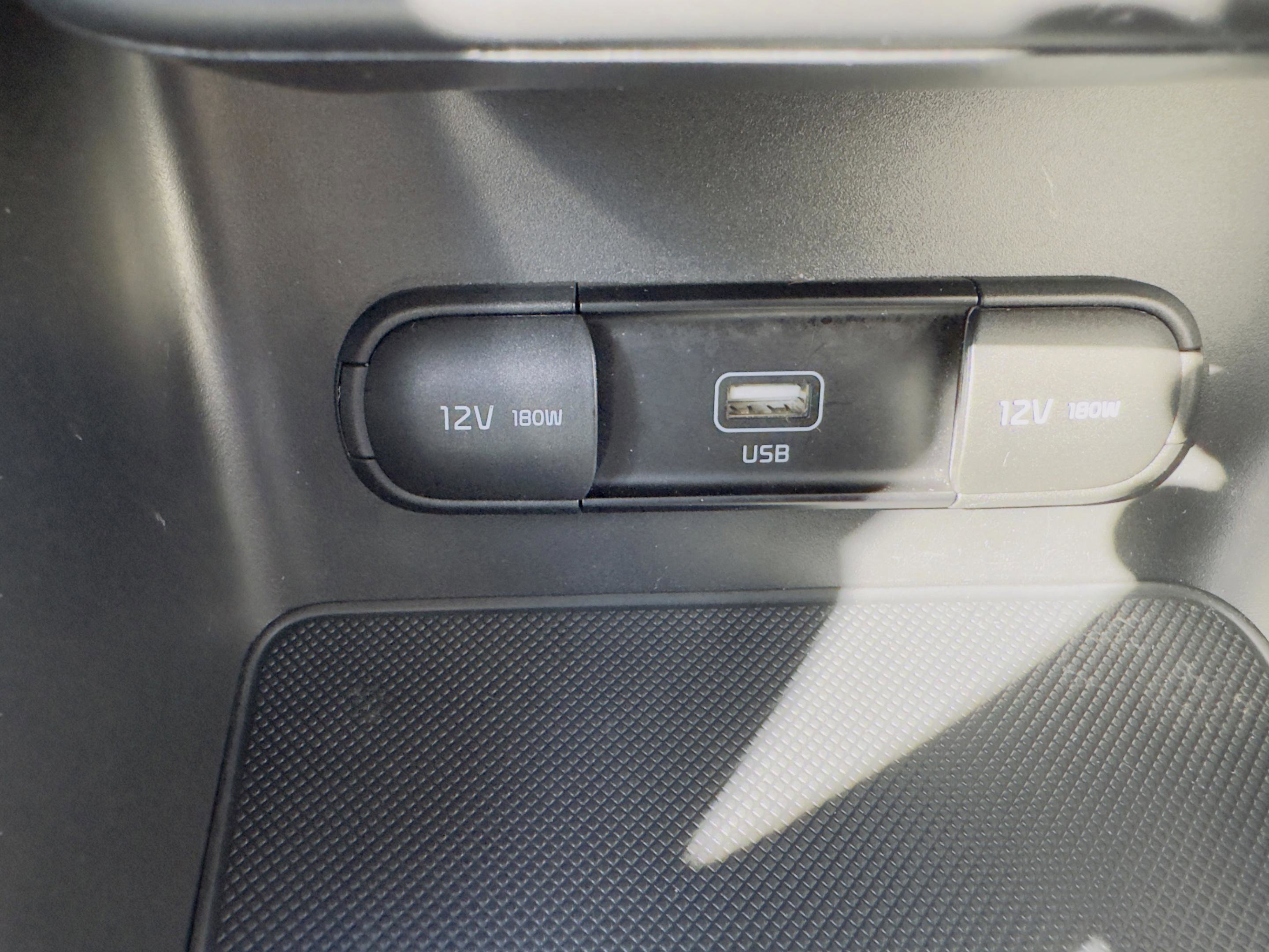 Used 2021 Kia Sportage S image 21