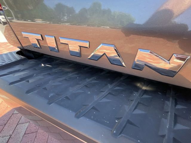 Used 2023 Nissan Titan SV w/ SV Convenience Package RWD image 21