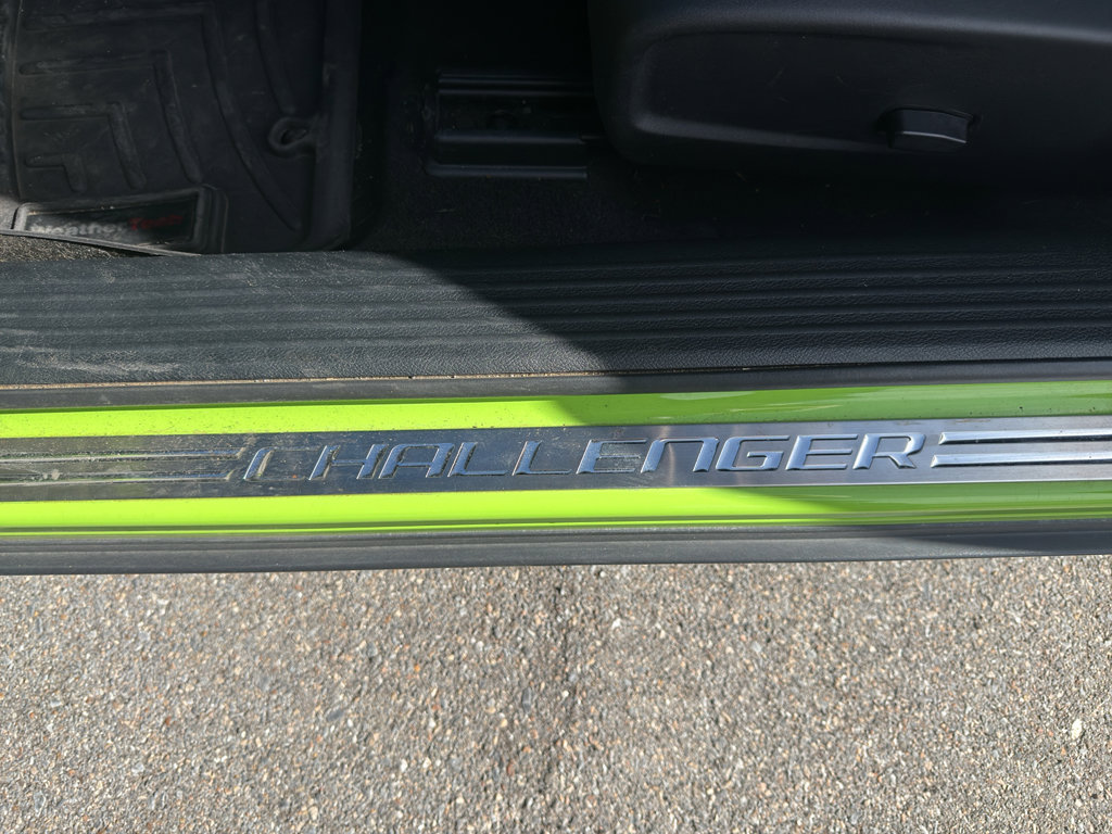 Used 2023 Dodge Challenger R/T w/ Plus Package image 28