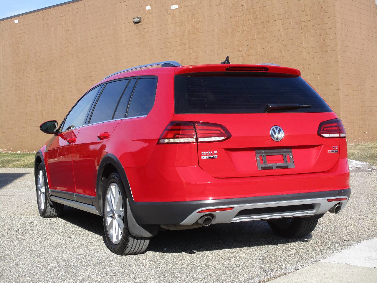 Used 2018 Volkswagen Golf Alltrack SE image 5