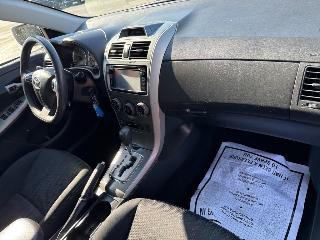 Used 2013 Toyota Corolla S w/ Premium Pkg image 28