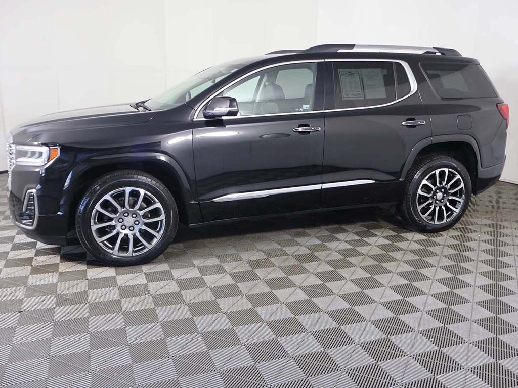 Used 2023 GMC Acadia Denali AWD/4WD image 18