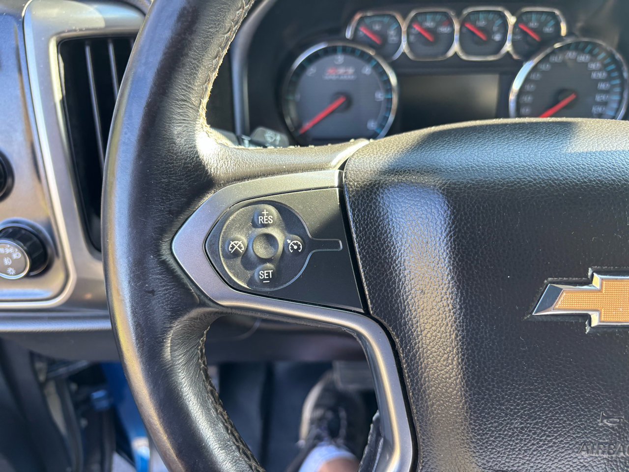 Used 2018 Chevrolet Silverado 2500 LT w/ All Star Edition image 27