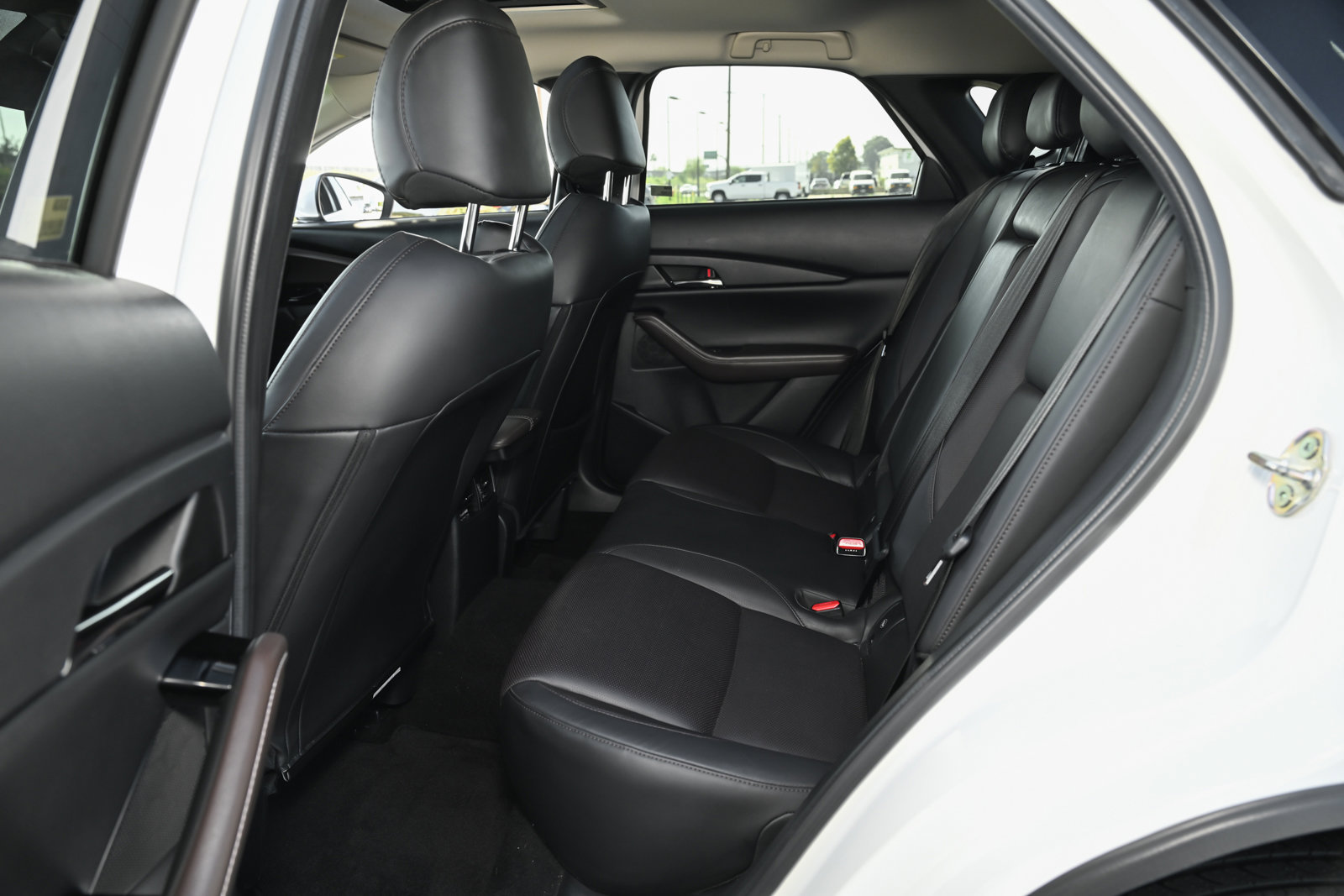 Used 2021 MAZDA CX-30 AWD 2.5 S w/ Premium Package image 40