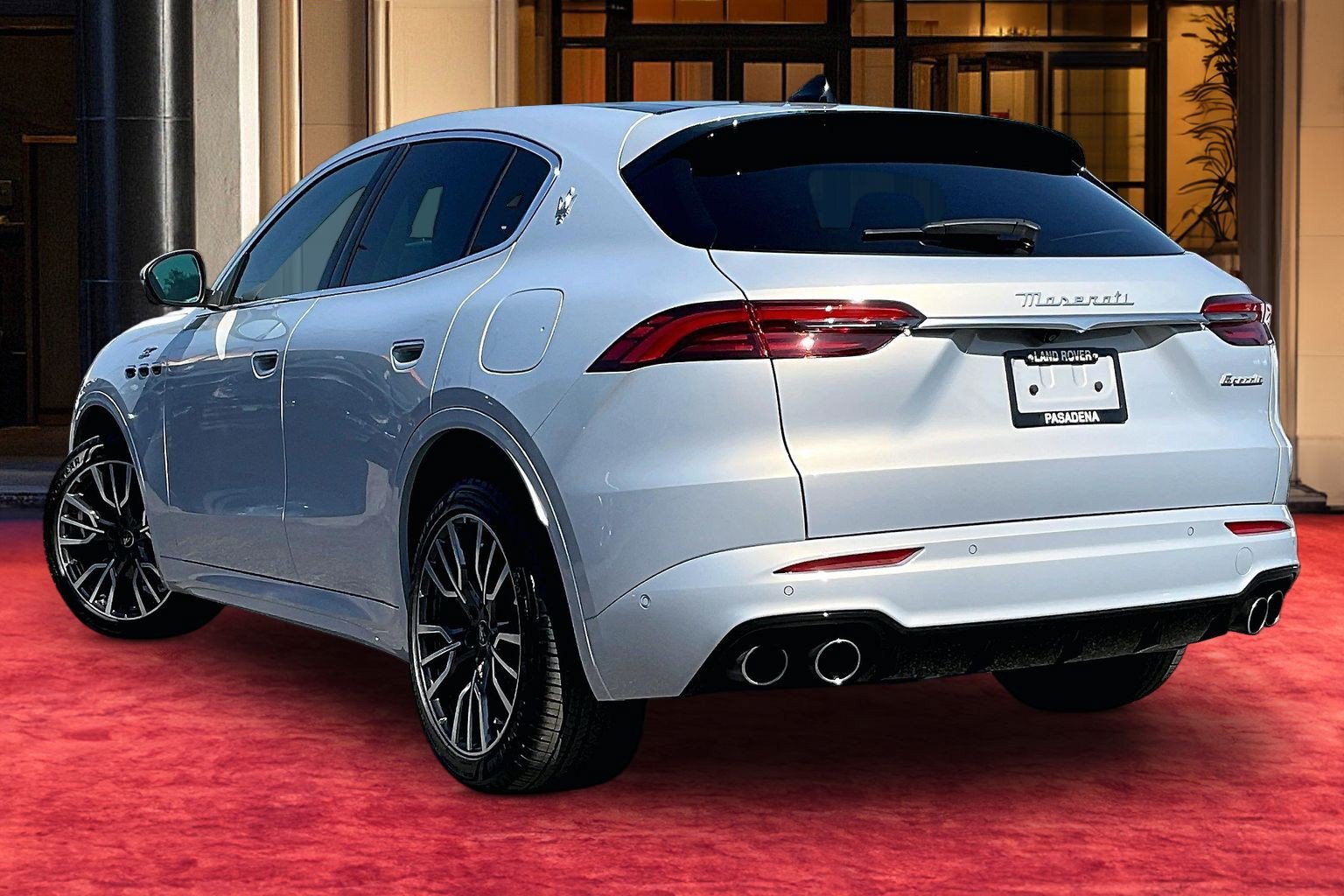 Used 2023 Maserati Grecale GT AWD/4WD image 11