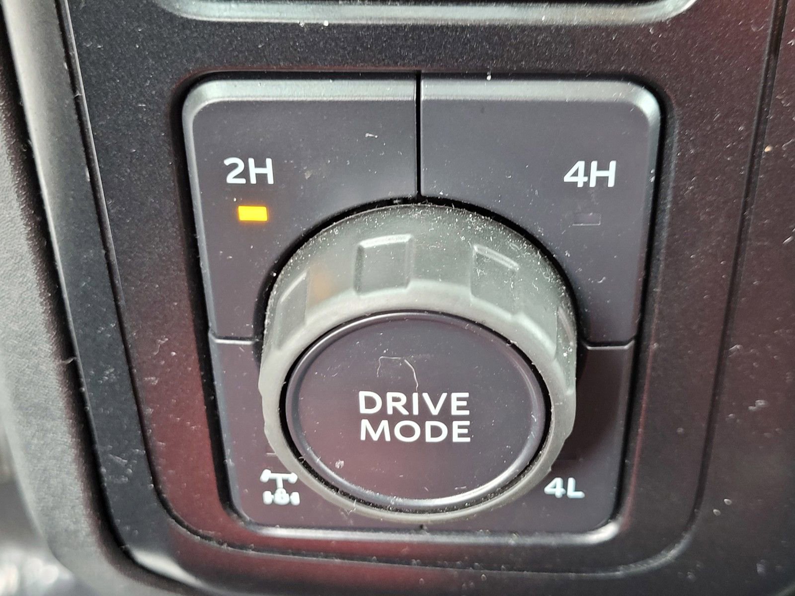 Used 2023 Ford F250 XLT w/ FX4 Off-Road Package AWD/4WD image 22
