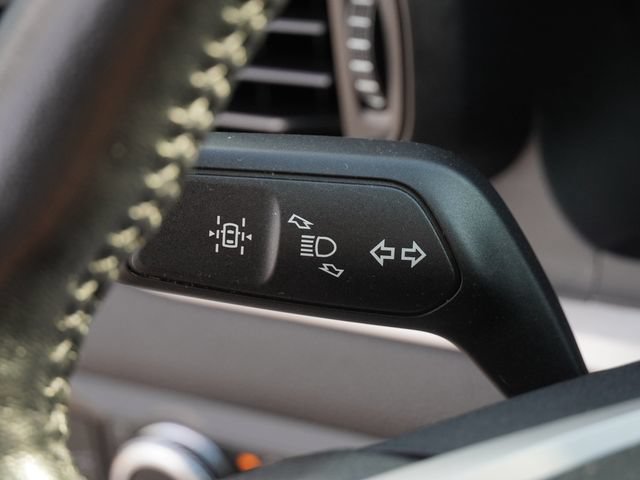Used 2021 Ford Explorer XLT RWD image 31