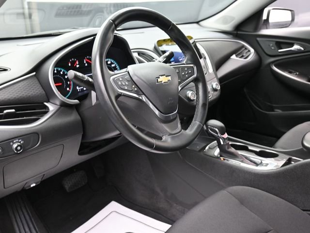 Used 2023 Chevrolet Malibu RS image 14