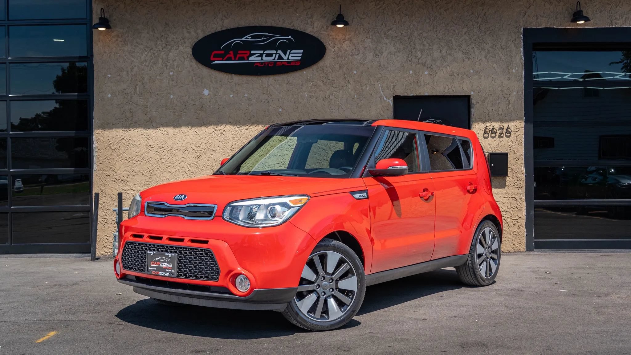 Used 2015 Kia Soul ! w/ Sun & Sound Package FWD image 9