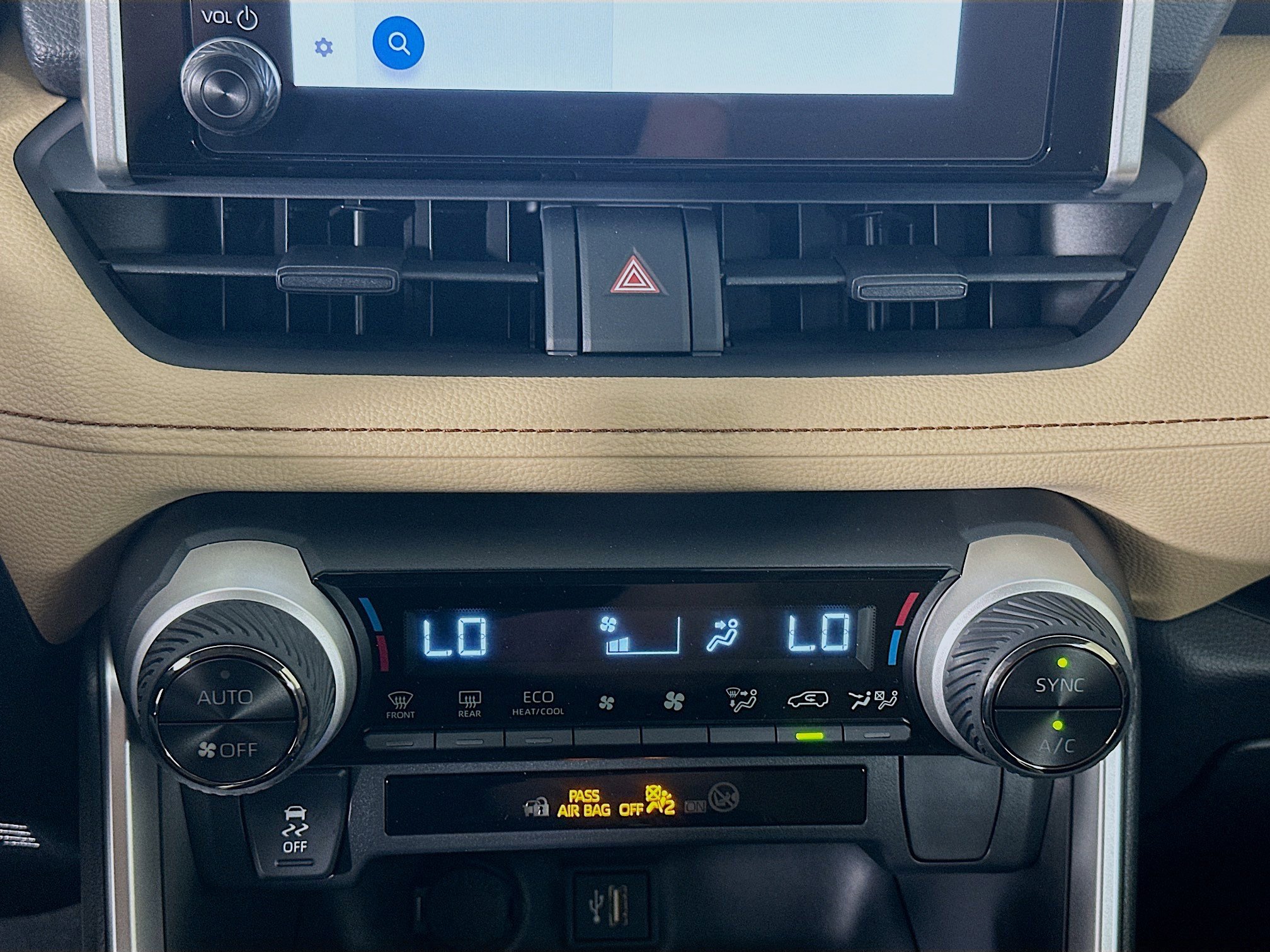 Used 2025 Toyota RAV4 LE image 24