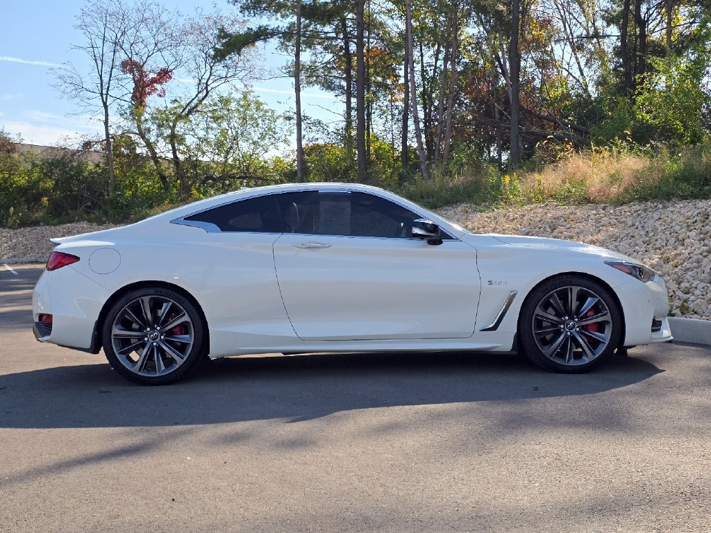 Used 2020 INFINITI Q60 Red Sport 400 w/ Proactive Package AWD/4WD image 7