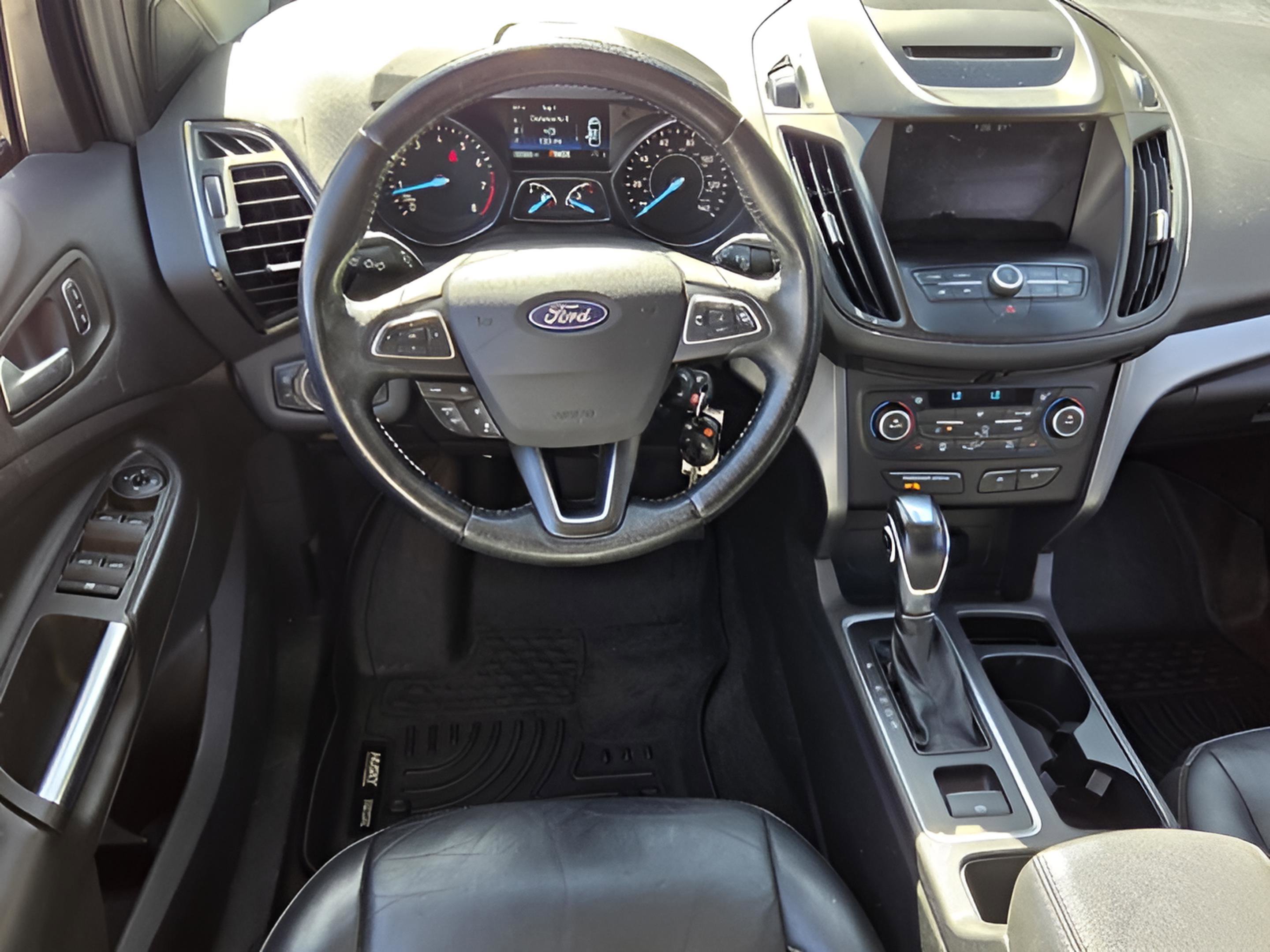 Used 2018 Ford Escape SEL w/ Ford Safe & Smart Package image 23