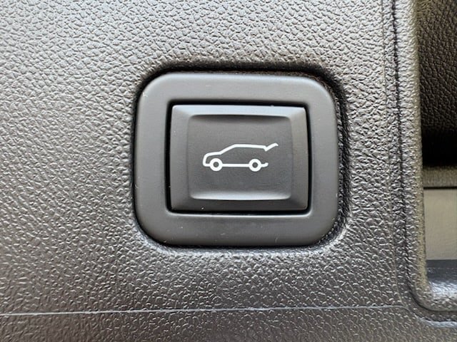 Used 2022 GMC Terrain SLT AWD/4WD image 7
