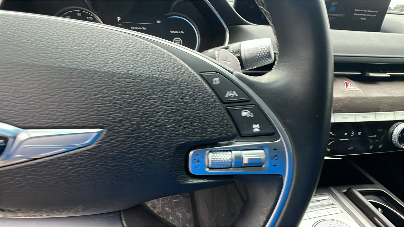 Used 2022 Genesis G80 2.5T w/ Advanced Package image 29