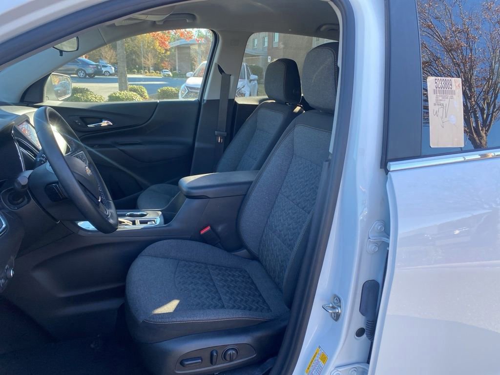Used 2023 Chevrolet Equinox LT image 17