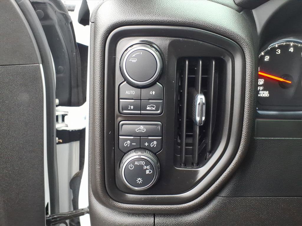 Certified 2022 Chevrolet Silverado 1500 Custom w/ Rally Edition image 10