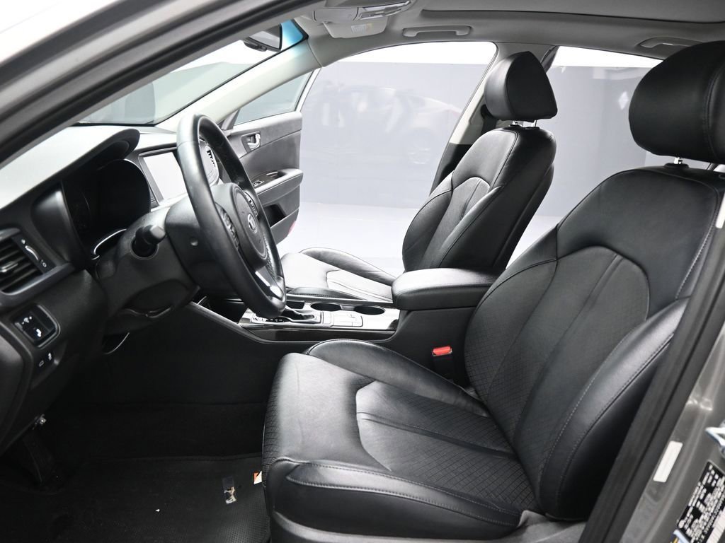 Used 2016 Kia Optima EX w/ Premium Package image 9