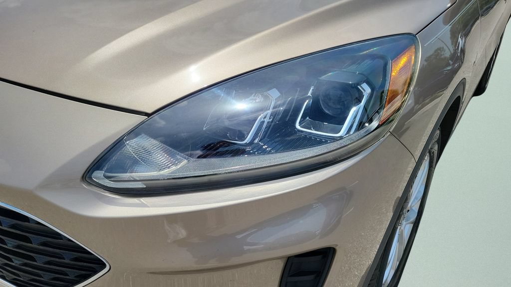 Used 2020 Ford Escape SE FWD image 24