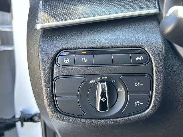 Certified 2023 INFINITI QX50 Pure image 17