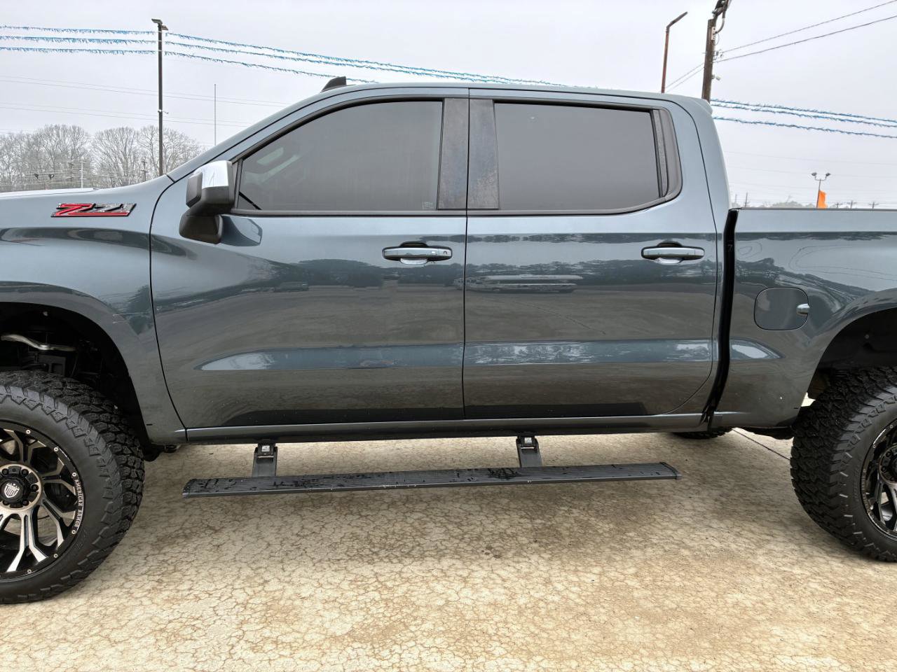 Used 2021 Chevrolet Silverado 1500 LT w/ Texas Edition Plus AWD/4WD image 8