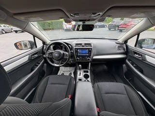 Used 2019 Subaru Outback 2.5i Premium AWD/4WD image 19