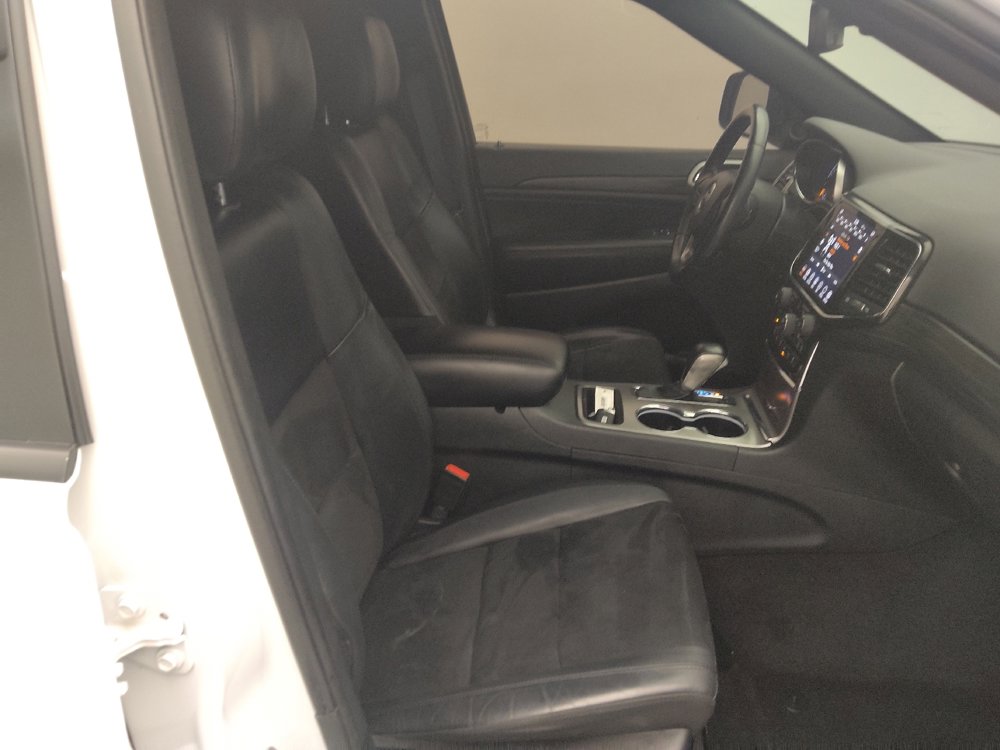 Used 2022 Jeep Grand Cherokee Laredo X image 21