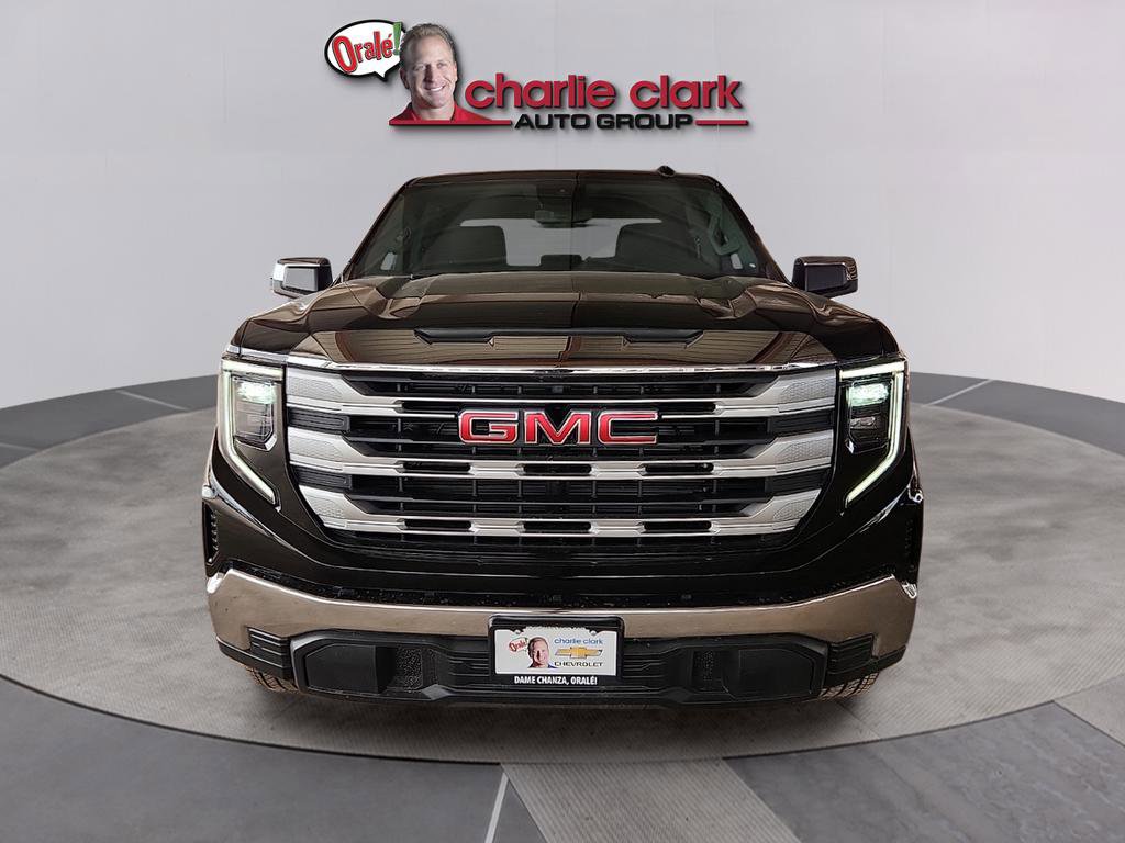 New 2026 GMC Sierra 1500 SLE RWD image 8