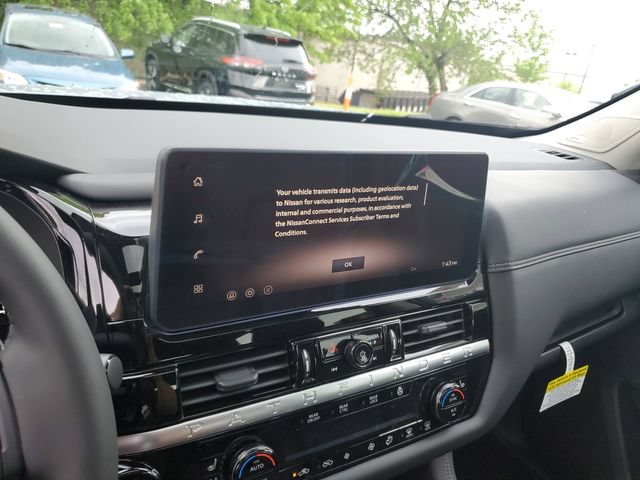 New 2026 Nissan Pathfinder Platinum AWD/4WD image 28