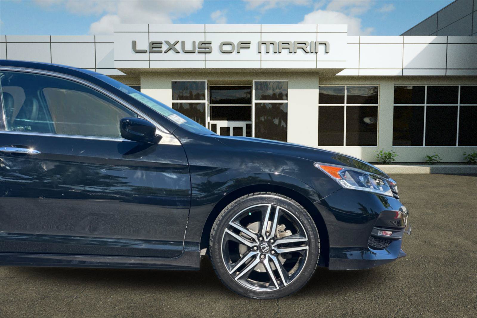 Used 2017 Honda Accord Sport image 32