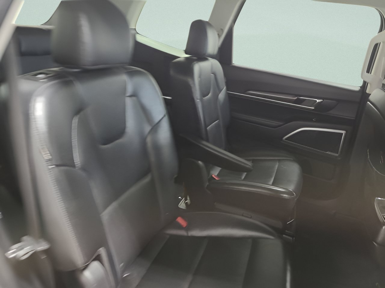 Used 2023 Kia Telluride S AWD/4WD image 14