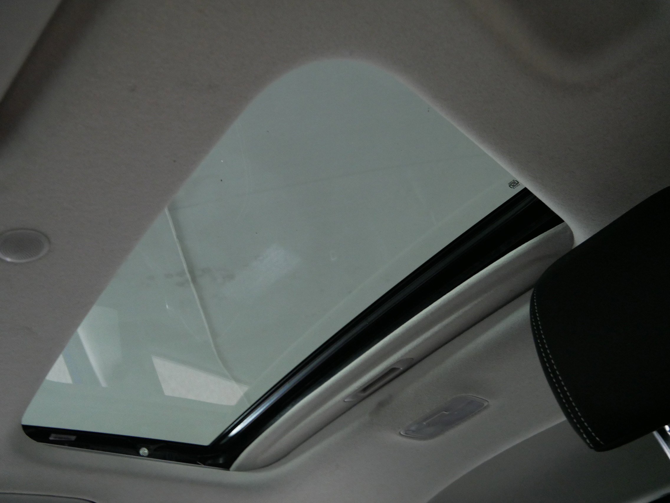 Used 2024 Hyundai Venue SEL image 31