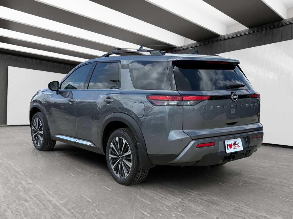 New 2026 Nissan Pathfinder Platinum w/ Cargo Package FWD image 3