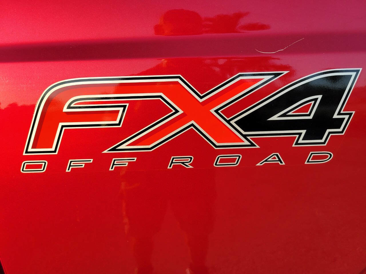 Used 2016 Ford F250 Lariat w/ Lariat Ultimate Package image 20