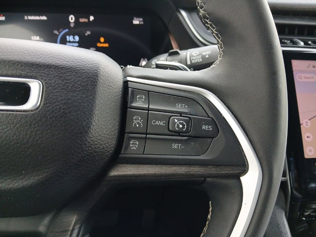 Used 2024 Jeep Grand Cherokee L Limited w/ Luxury Tech Group II image 14