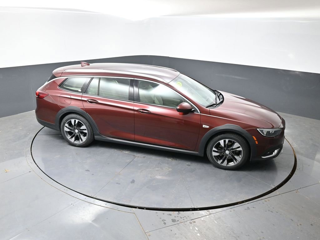 Used 2018 Buick Regal Preferred w/ Sights and Sounds Package AWD/4WD image 43
