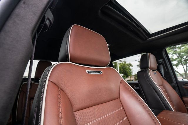 Used 2024 GMC Sierra 1500 Denali Ultimate image 11