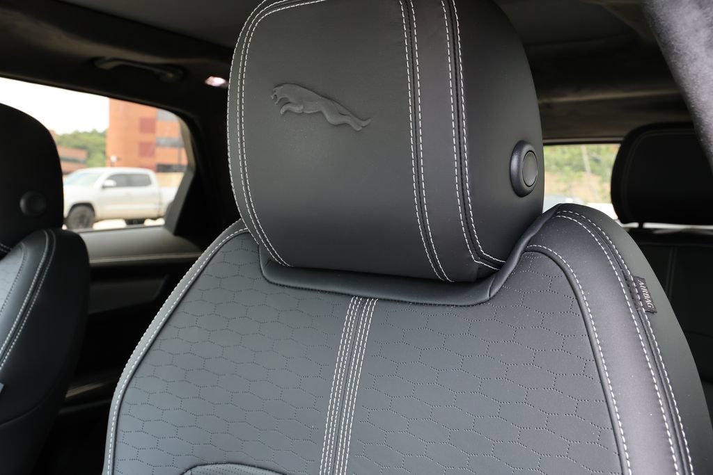 Certified 2026 Jaguar F-PACE R-Dynamic S AWD/4WD image 36