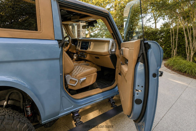 Used 2025 Ford Bronco Badlands AWD/4WD image 29