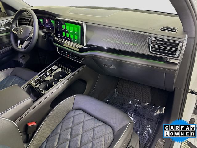 Used 2025 Volkswagen Atlas Cross Sport SEL Premium R-Line image 31