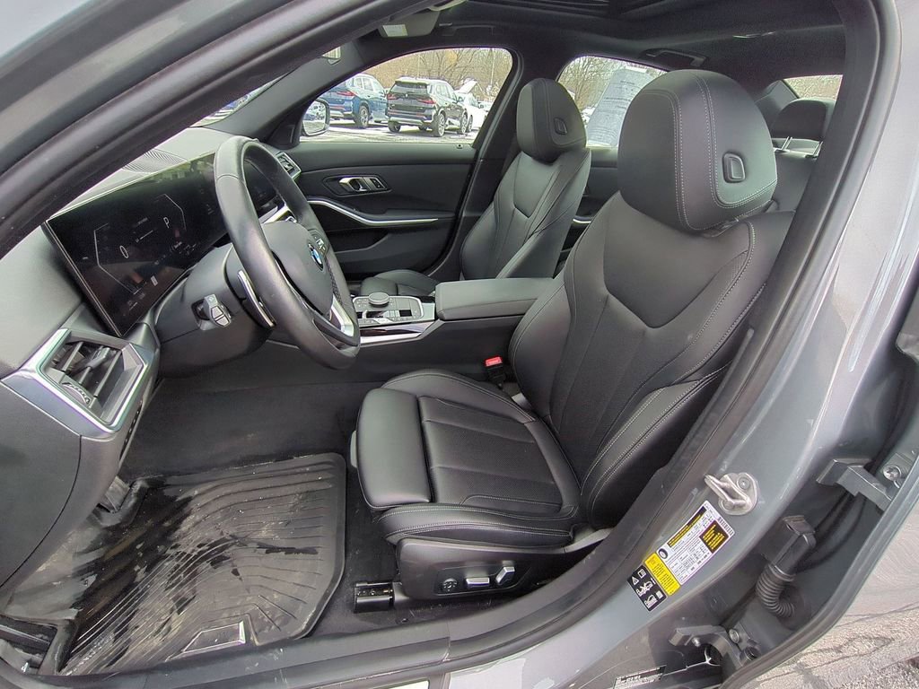 Certified 2023 BMW 330i xDrive Sedan w/ Driving Assistance Package image 8