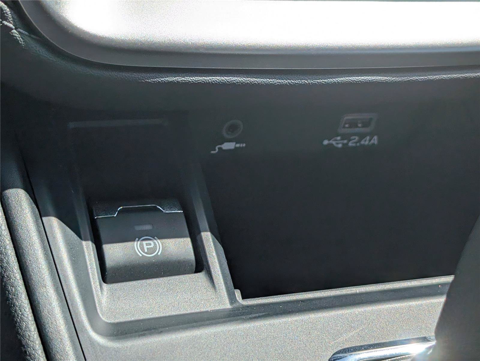 Used 2025 Subaru Outback AWD/4WD image 22