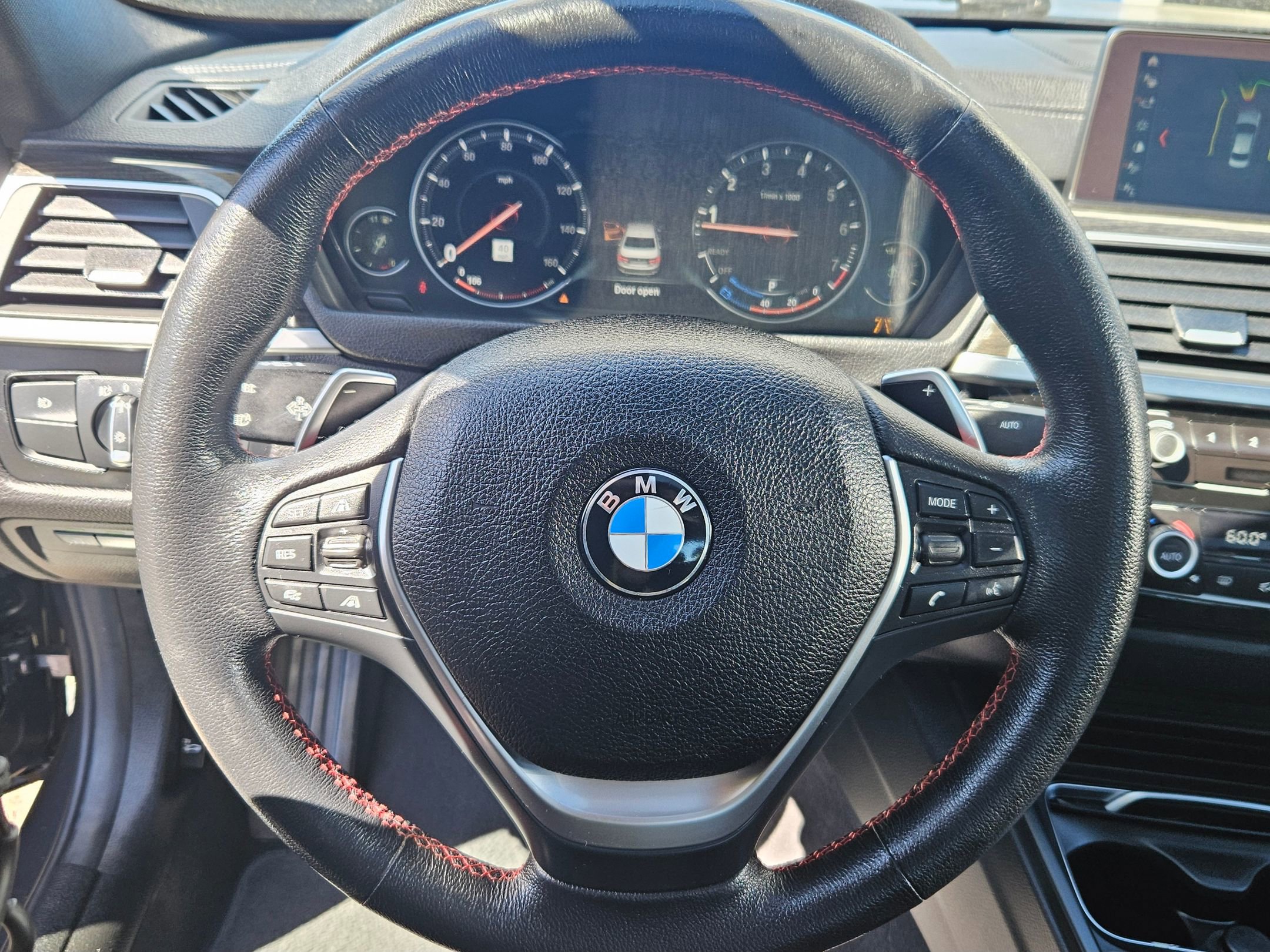 Used 2018 BMW 330i xDrive Sedan AWD/4WD image 14