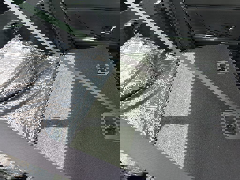 New 2026 Hyundai Elantra SE FWD image 33