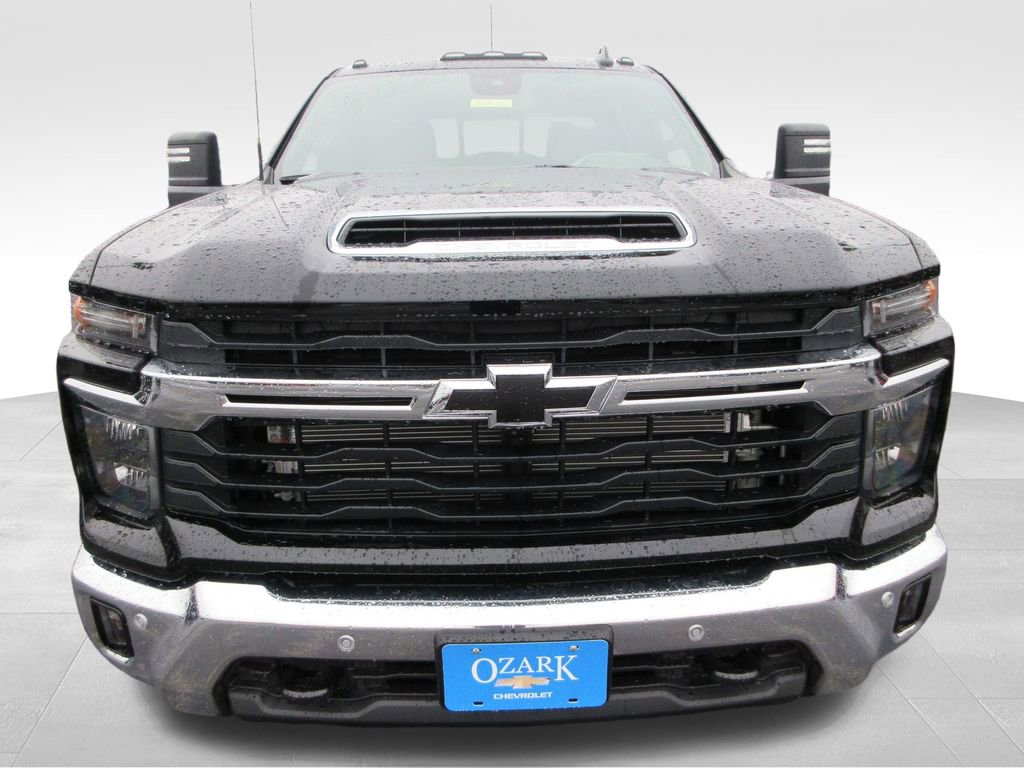 New 2026 Chevrolet Silverado 3500 LT w/ All Star Edition AWD/4WD image 8