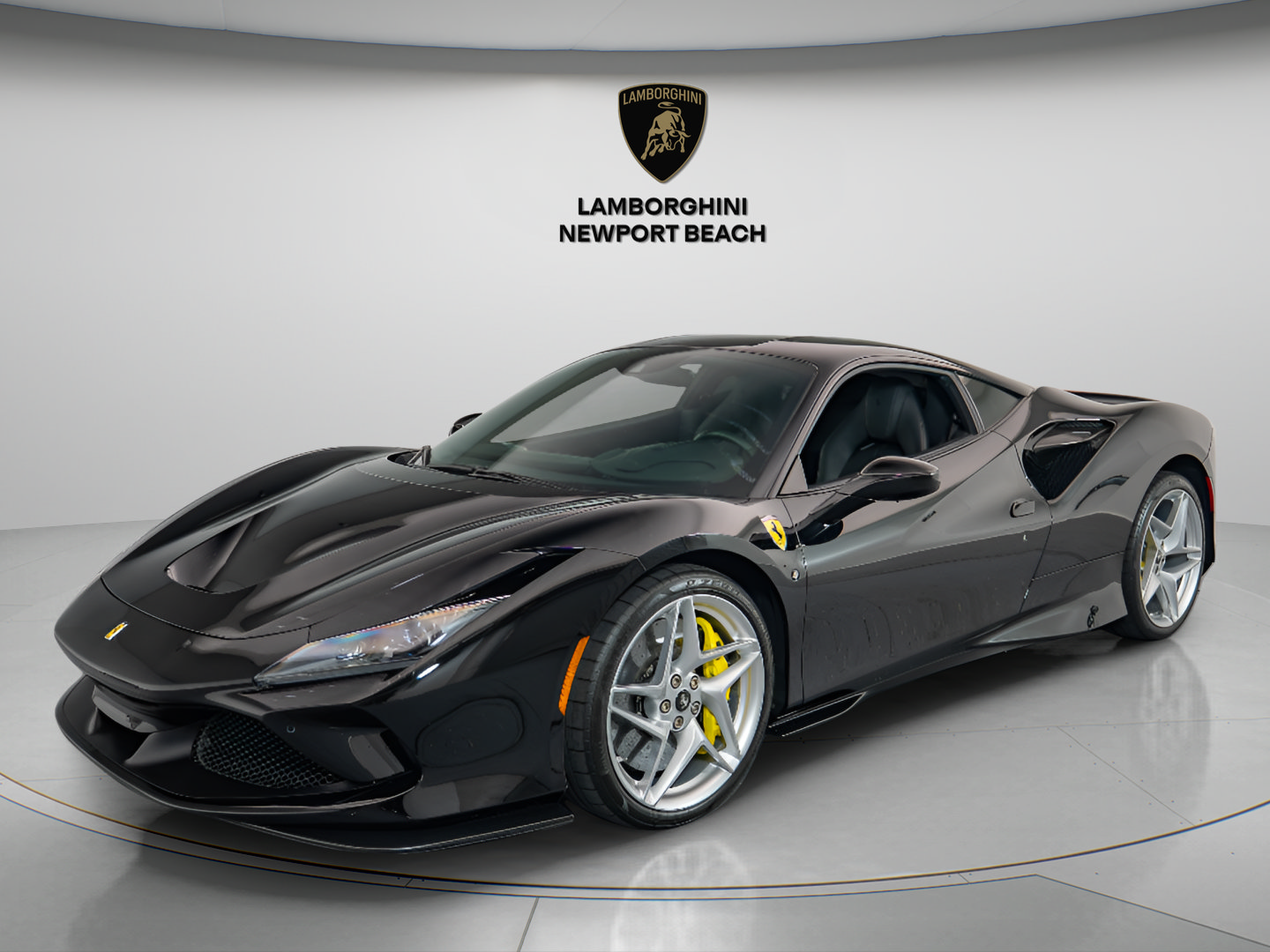 Used 2020 Ferrari F8 Tributo RWD image 3