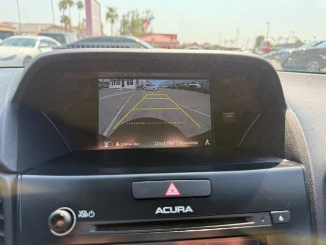 Used 2016 Acura ILX w/ Technology Plus Package FWD image 21