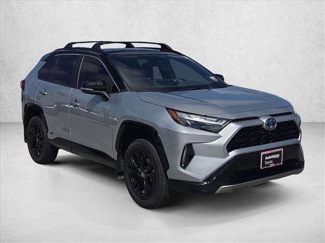 Used 2023 Toyota RAV4 XSE AWD/4WD image 3