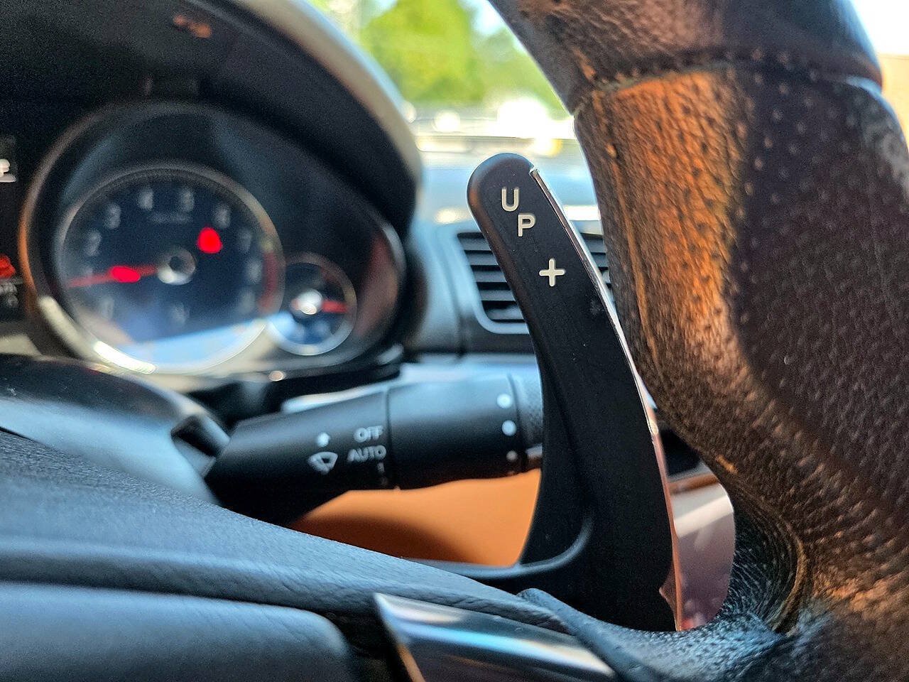 Used 2016 Maserati GranTurismo Sport RWD image 21
