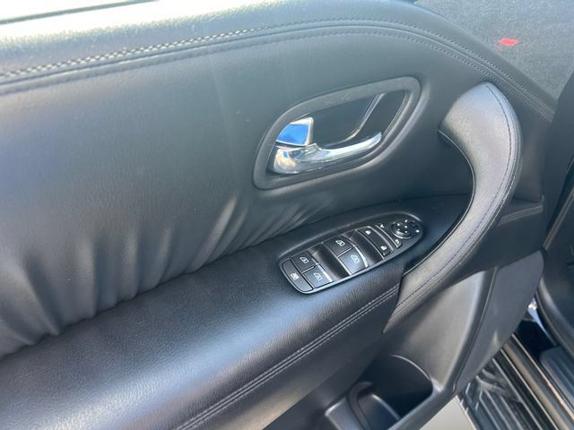 Used 2024 Nissan Armada SV AWD/4WD image 10