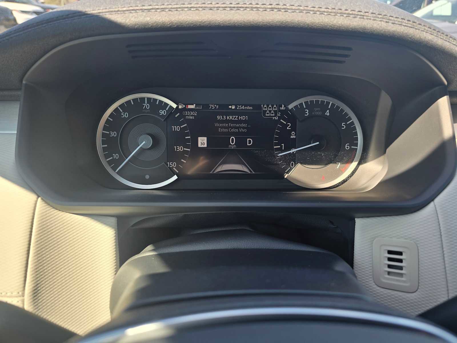 Used 2023 Land Rover Discovery S R-Dynamic image 29